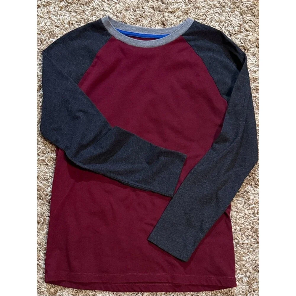 Old Navy casual raglan